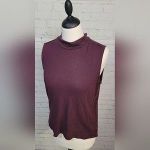 Athleta Mock Neck Tank Top size Sm